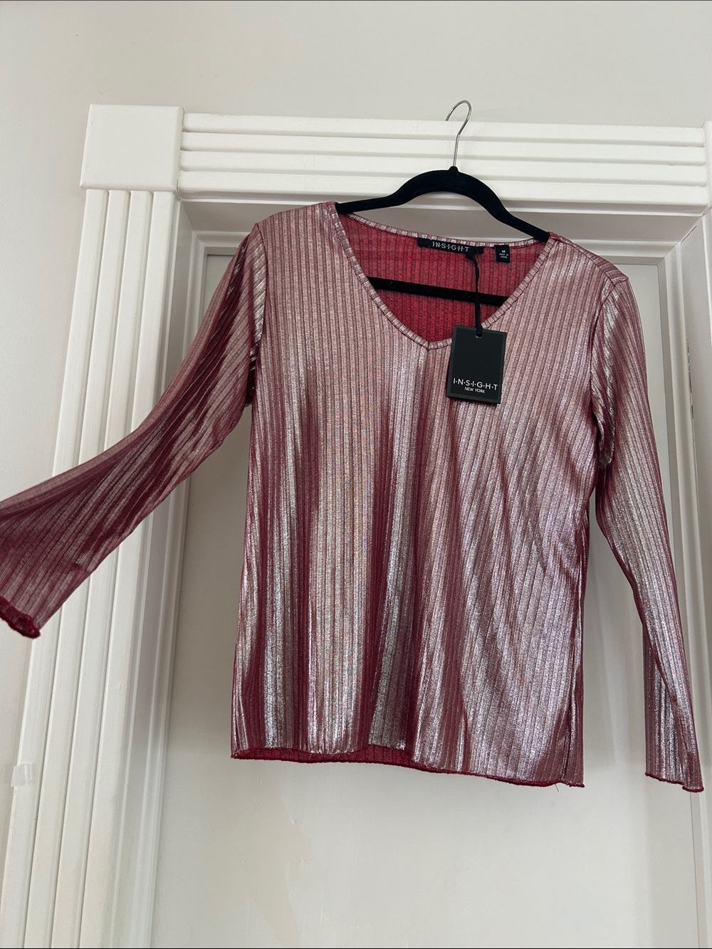 NWT Insight New York Radiance Metallic Knit Top Fire Red Shimmer V-Neck Medium